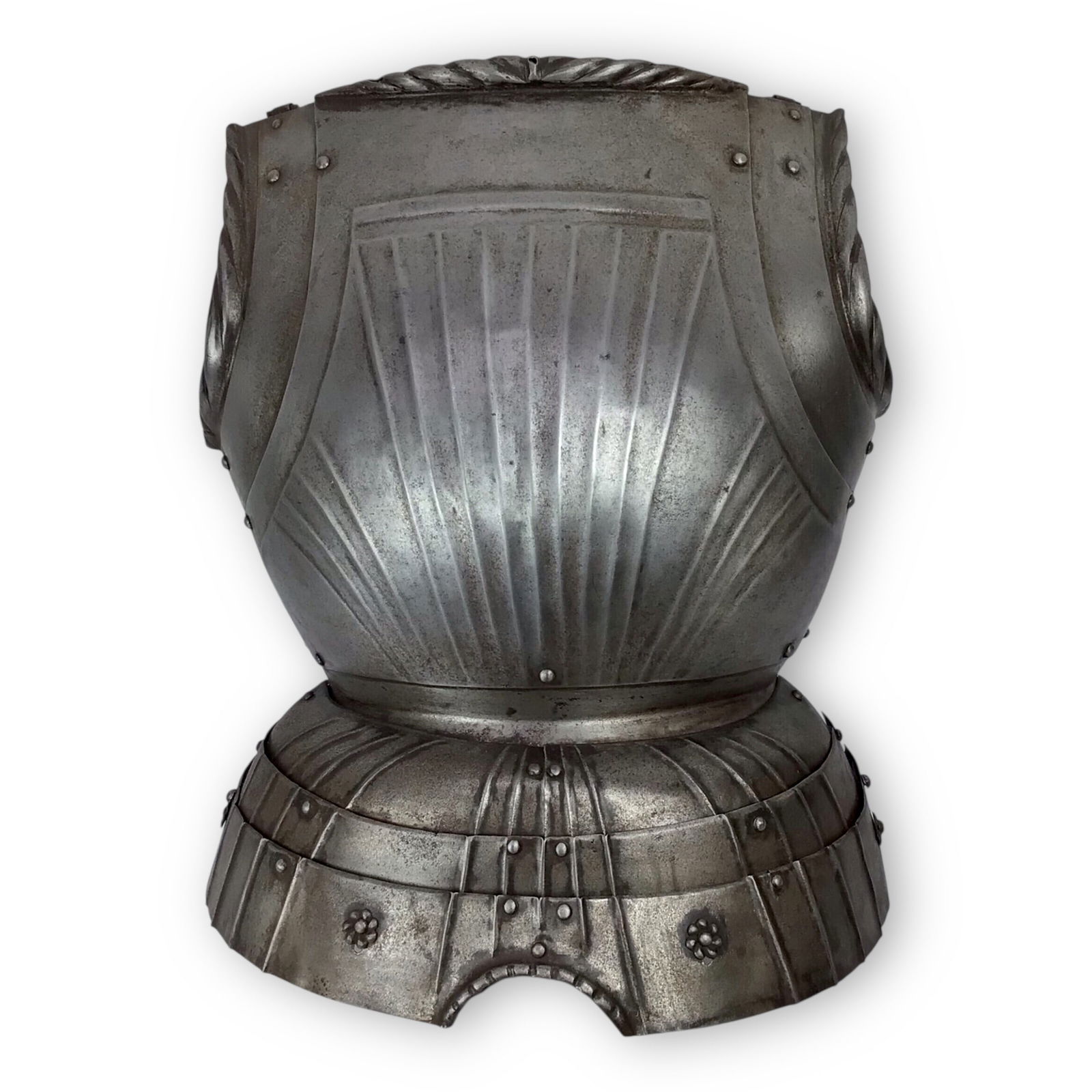 German Maximilian 16th Century Style Breastplate & Articulated Skirt Cuirass Armor: This is a fine example of German Maximilian-style knight's body armor, modeled after the iconic fluted designs popular in the early 16th century. The breastplate features deeply ribbed and fluted reli