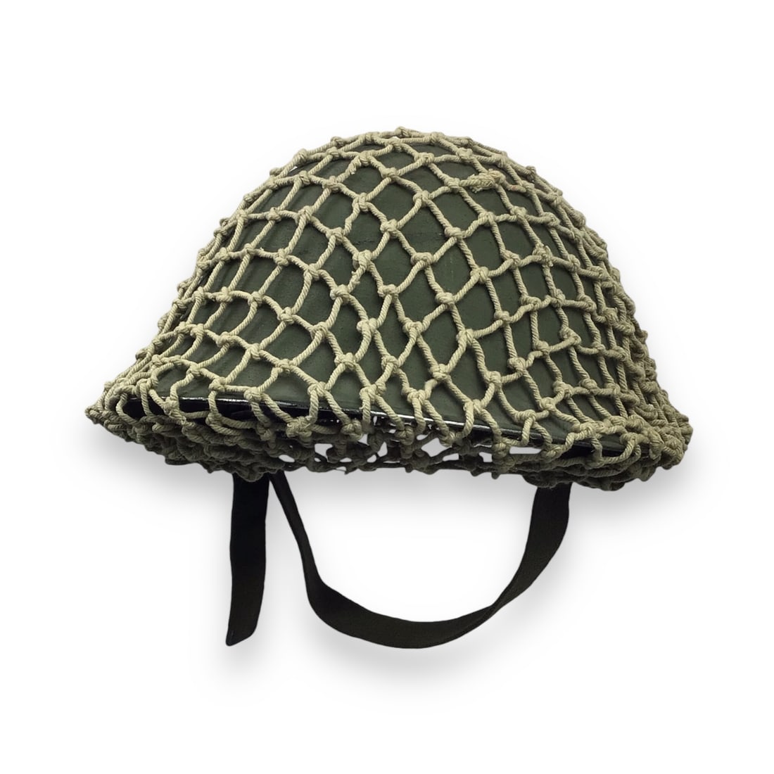 British Turtle Helmet MK4 w/ Intact Mesh - WW2 Helmet: A WW2 British Turtle Helmet MK4, complete with its original mesh cover, liner, and chinstrap, in excellent condition. This helmet, also known as the Mk IV, was introduced in 1944 as an improved versio