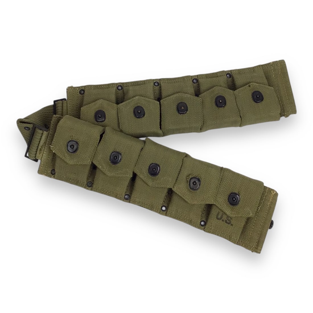 U.S. M1 Garand Ammo Belt with Clips and 80 Rounds - WW2 Era: A complete WWII-era M1 Garand ammo belt with clips and 80 rounds, an outstanding companion piece for any Garand display or infantry equipment grouping. Designed to carry eight-round en-bloc clips for