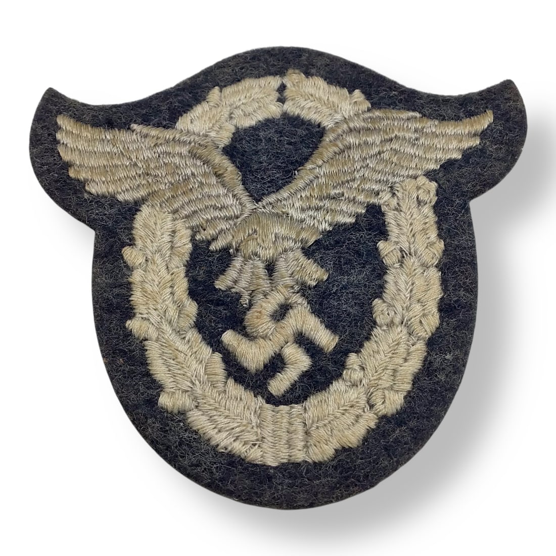 German WW2 Luftwaffe Airforce Enlisted/NCO Cloth Pilot's Badge Early War pre-1942 | Vet Bringback!: This original German WWII Luftwaffe enlisted or NCO cloth pilot's badge is an early war Flugzeugfuhrerabzeichen Stoffausfuhrung and is identified as a veteran bringback. The reverse shows solid, perio