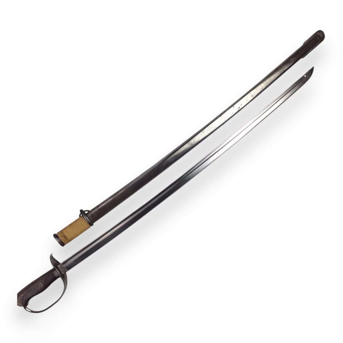 WW2 Japanese Type 32 Cavalry Sword & Scabbard - Numbered Blade and Sheath: This is an original Japanese Army Type 32 Otsu Cavalry Sword, complete with its steel scabbard, produced between 1899 and 1945 and used through the World War II period. The sword is machine-made, as i