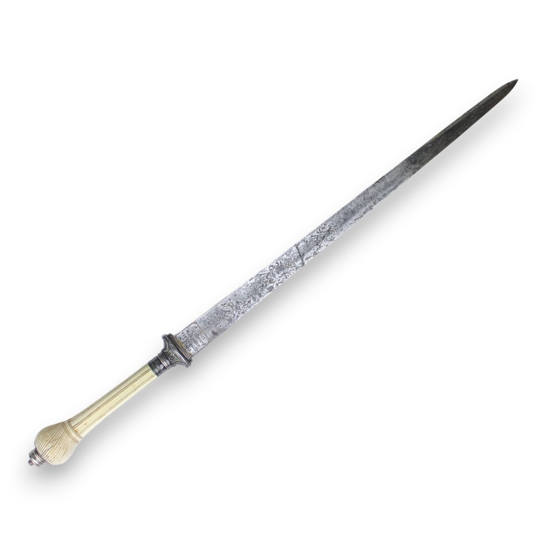 American Revolutionary War Period Early 18th C. French Plug Bayonet with FINE Reversible Handle: This American Revolutionary War period early 18th-century French plug bayonet is a fine and highly attractive example with a reversible handle dagger form and engraved blade decoration. The piece meas
