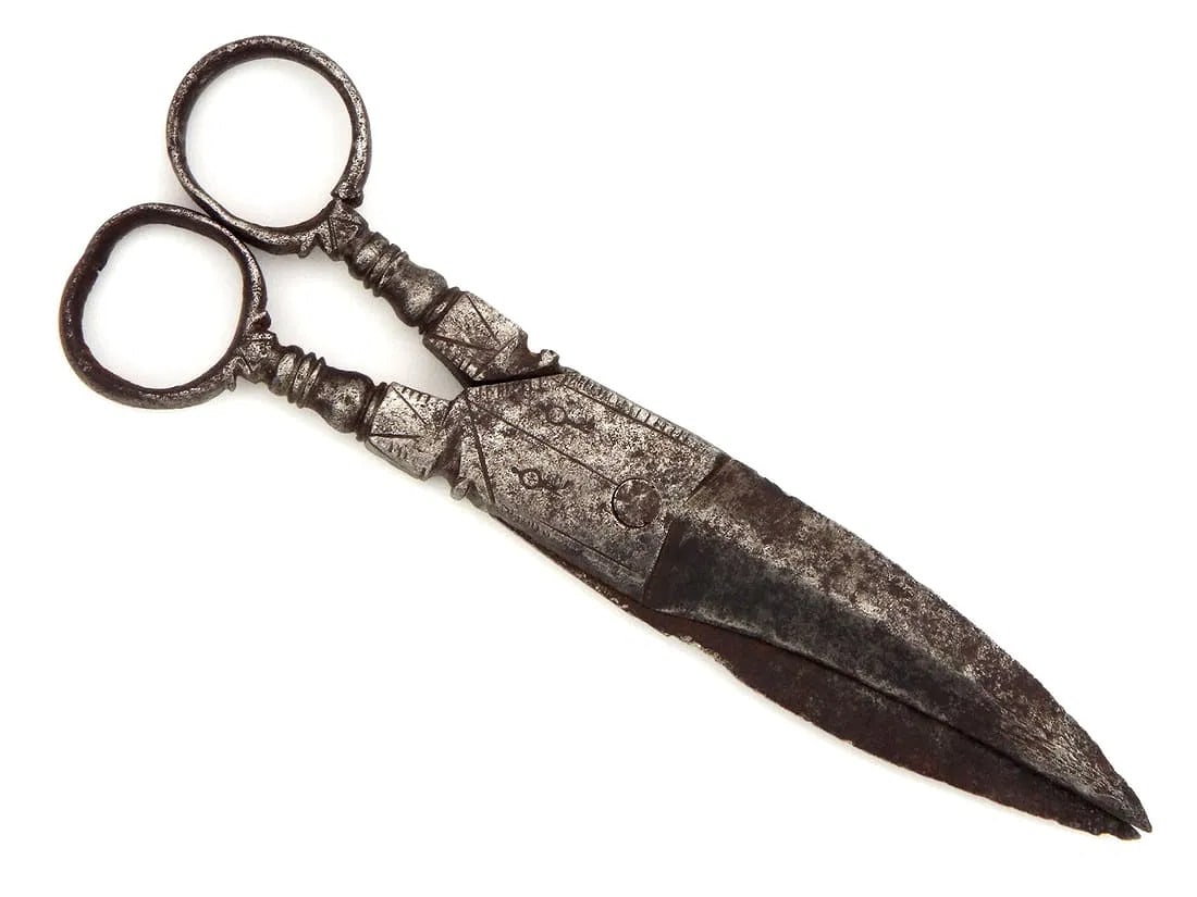 Eleagnt Antique Steel Scissors - Solid Construction - 11