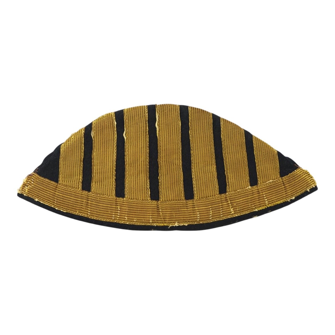 Rare German WW2 Waffen-SS Officer Drummer & Fife Swallow’s Nest, Black & Gold: This rare German WWII Waffen-SS officer drummer and fife swallow’s nest is a striking black and gold uniform accessory associated with musical personnel and formal parade dress. Swallow’s nests we