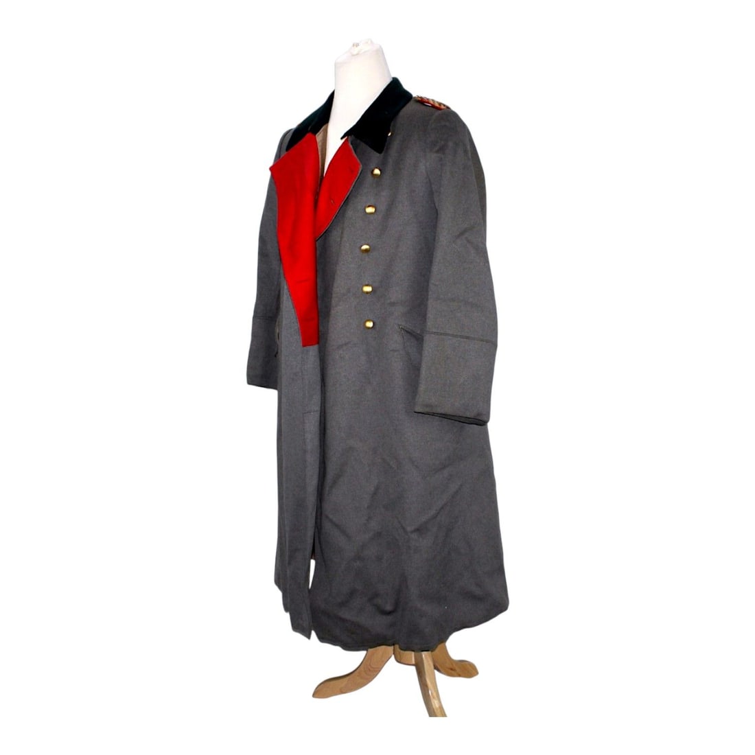 German WW2 Brigadier General of Artillery Overcoat with Excellent Shoulder Boards: This exceptional German World War II Artillery General Officer overcoat is a beautifully preserved gabardine example with striking red artillery branch accents and impressive general officer shoulder 