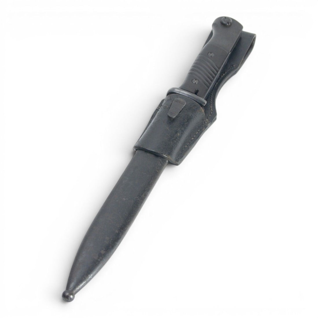 German WW2 K98 Bayonet by Coppel G.m.b.H. 1938 with Matching Sheath & Frog: This original German WWII K98 bayonet was manufactured by Coppel G.m.b.H. in 1938 and is accompanied by its matching-number sheath and frog. The bayonet and scabbard are both associated with seria