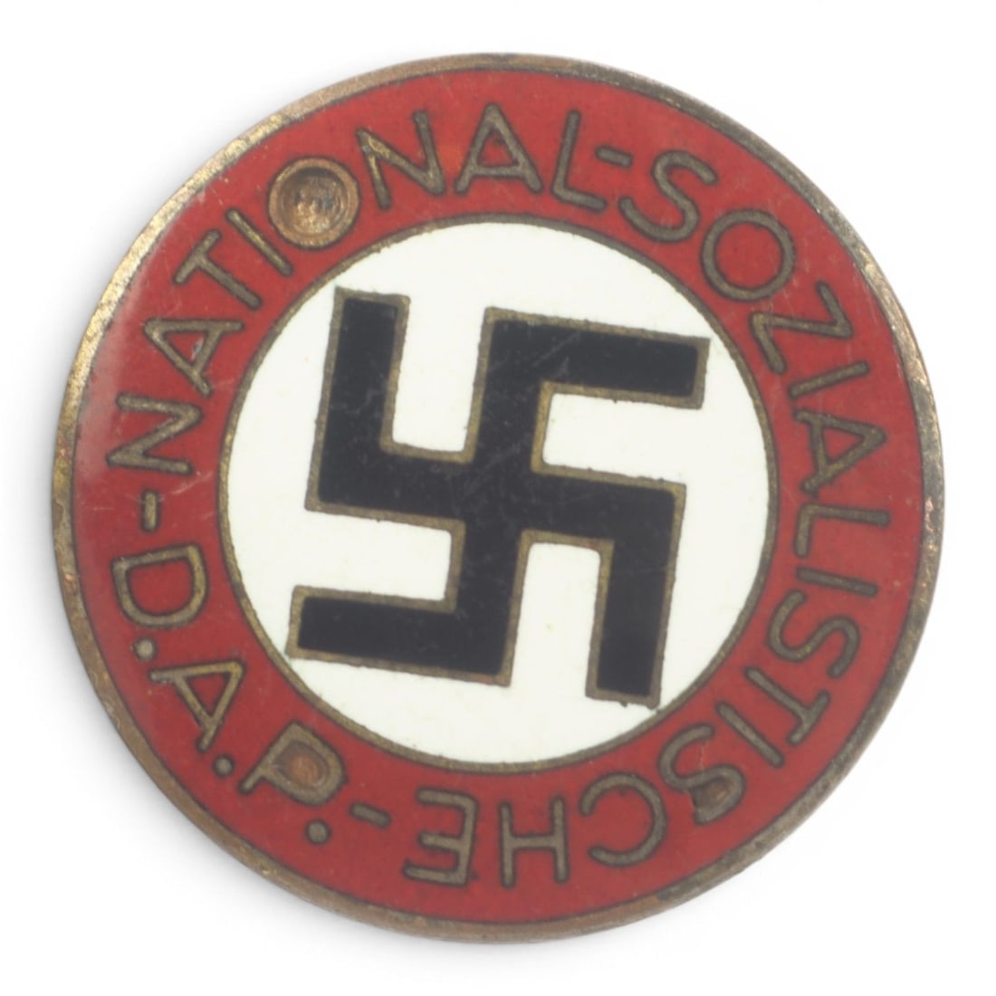 German WW2 NSDAP Party Pin M1/45 Friedrich Linden-Lüdenscheid, Estate Provenance: This authentic German WWII NSDAP Party pin is marked M1/45 for Friedrich of Linden-Lüdenscheid, along with the RZM marking, indicating regulated period manufacture. The pin is identified as a pre-