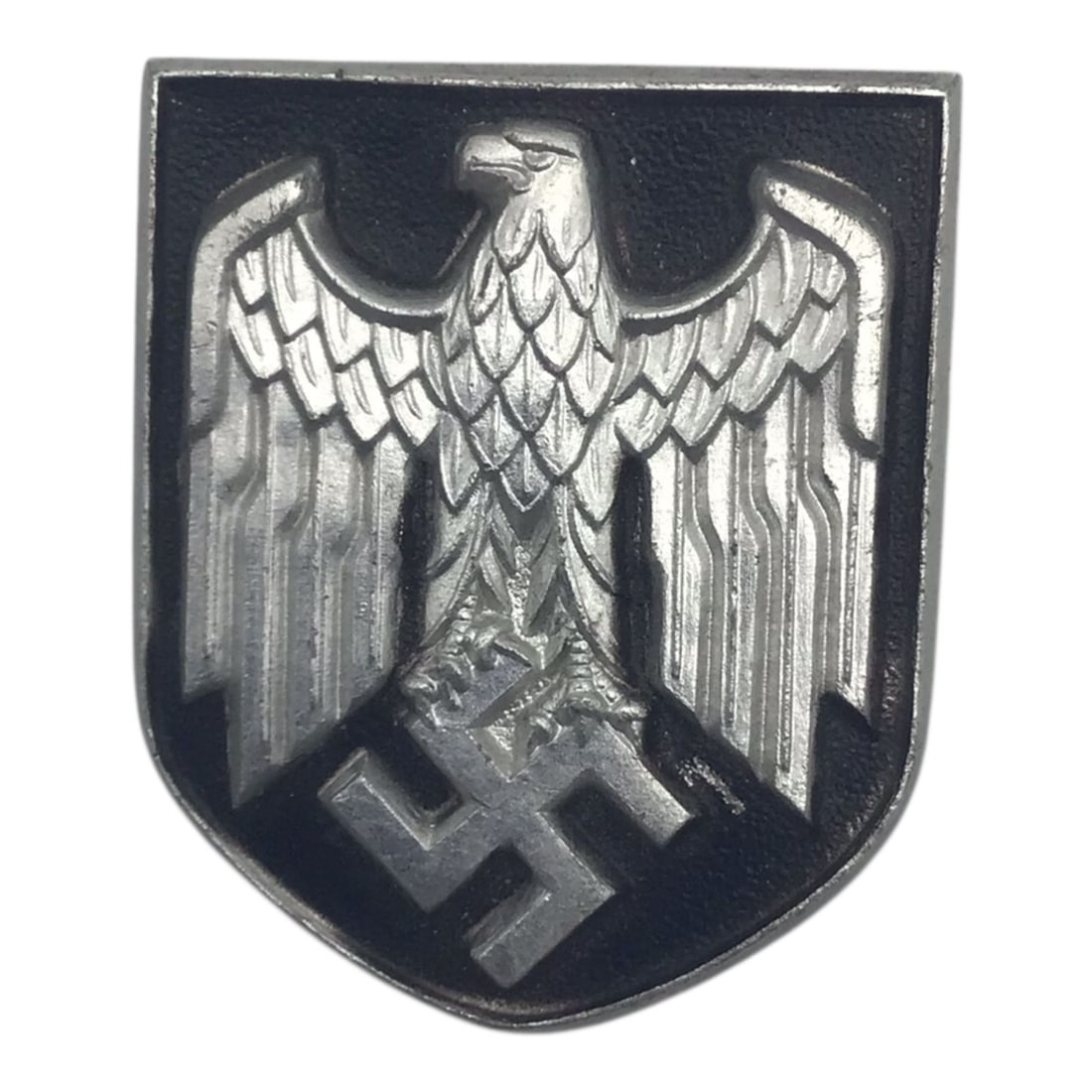 German WW2 DAK Pith Helmet Eagle Insignia, Shiny Finish: This German WWII Deutsches Afrikakorps pith helmet eagle insignia is a shiny-finish example associated with tropical headgear worn by German personnel in North Africa and other warm-weather theaters. 