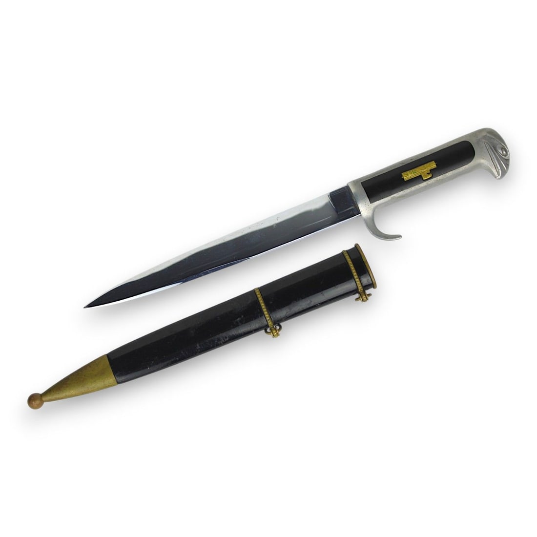 Italian Fascist WWII M37 Army Officer’s Dagger with Sheath: This Italian Fascist World War II M37 Army officer’s dagger is a fine example of the military sidearm worn by Italian officers during the Fascist period. The dagger measures approximately 12 inches 