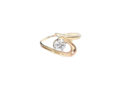 14K Gold Gemstone Ring Size 8 (3.1g TW)