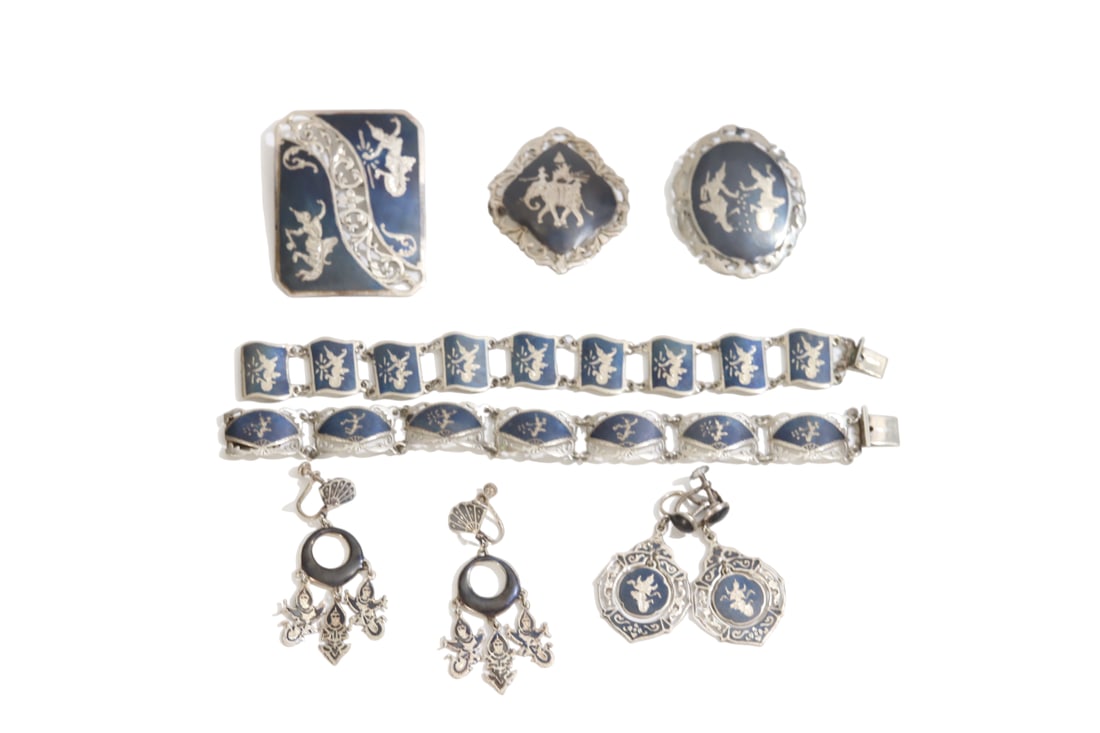 Siam Sterling Silver Black Enamel Jewelry Including Bracelets, Earrings, and Brooches: Siam Sterling Silver Black Enamel Jewelry Including Bracelets, Earrings, and Brooches