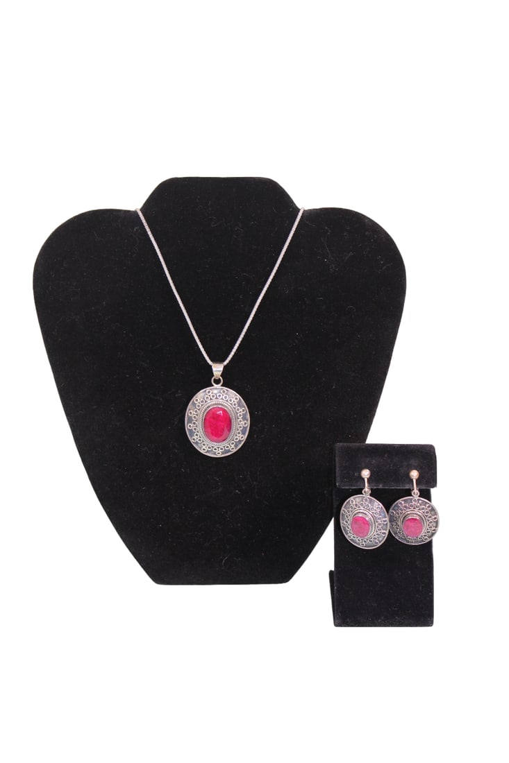 Stauer Handmade Sterling Silver Pendant with Ruby, Plus Matching Earrings - with COA (1 of 16)