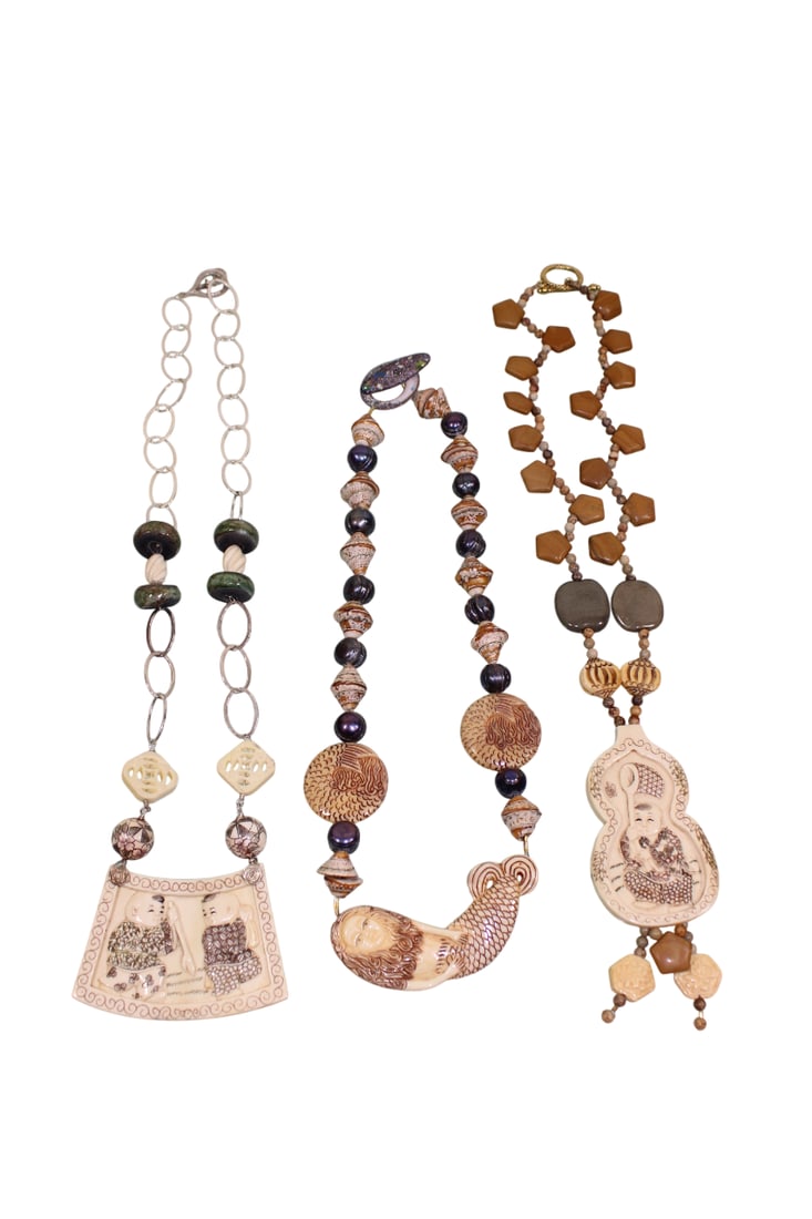 3 Asian Style Necklaces with Carved Pendants & Matching Earrings (1 of 20)