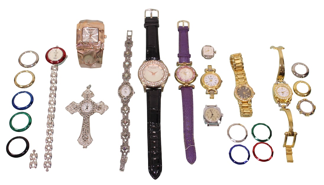 Women's Fashion Watches incl. Stauer, Waltham, Faberge, Murano Glass Etc.: Functionality of the watches unknown, they all need new batteries.