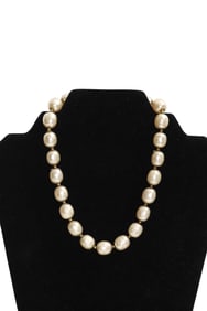 Signed Miriam Haskell Pearl Like Beaded Necklace