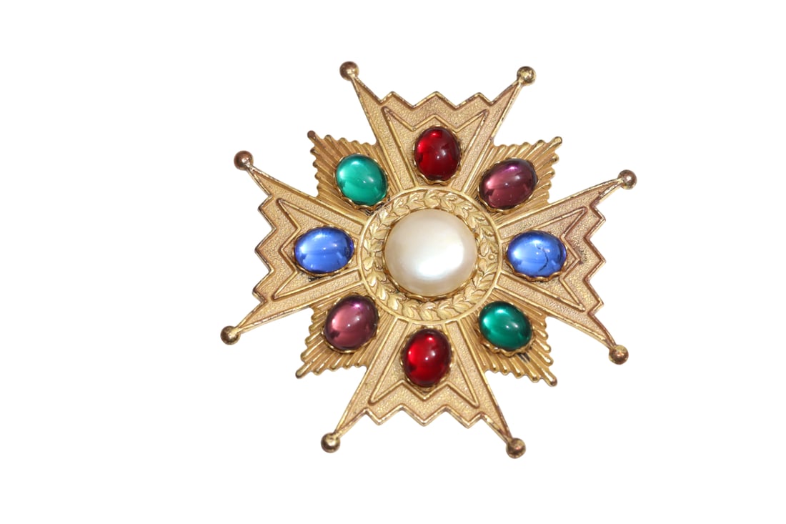 Signed Miriam Haskell Maltese Cross Brooch: Signed Miriam Haskell Maltese Cross Brooch