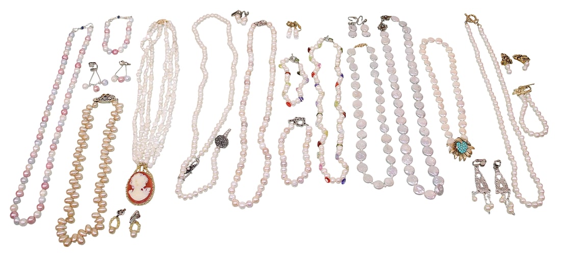 Pearl Necklaces, Bracelets & Earrings, incl. Vintage Trifari & Sterling Clasps: Most have Sterling Silver clasps.