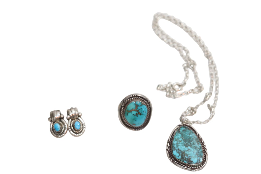 Silver Tone and Turquoise Set Including Necklace, Clip Earrings and Ring Size 7.5 (1 of 13)