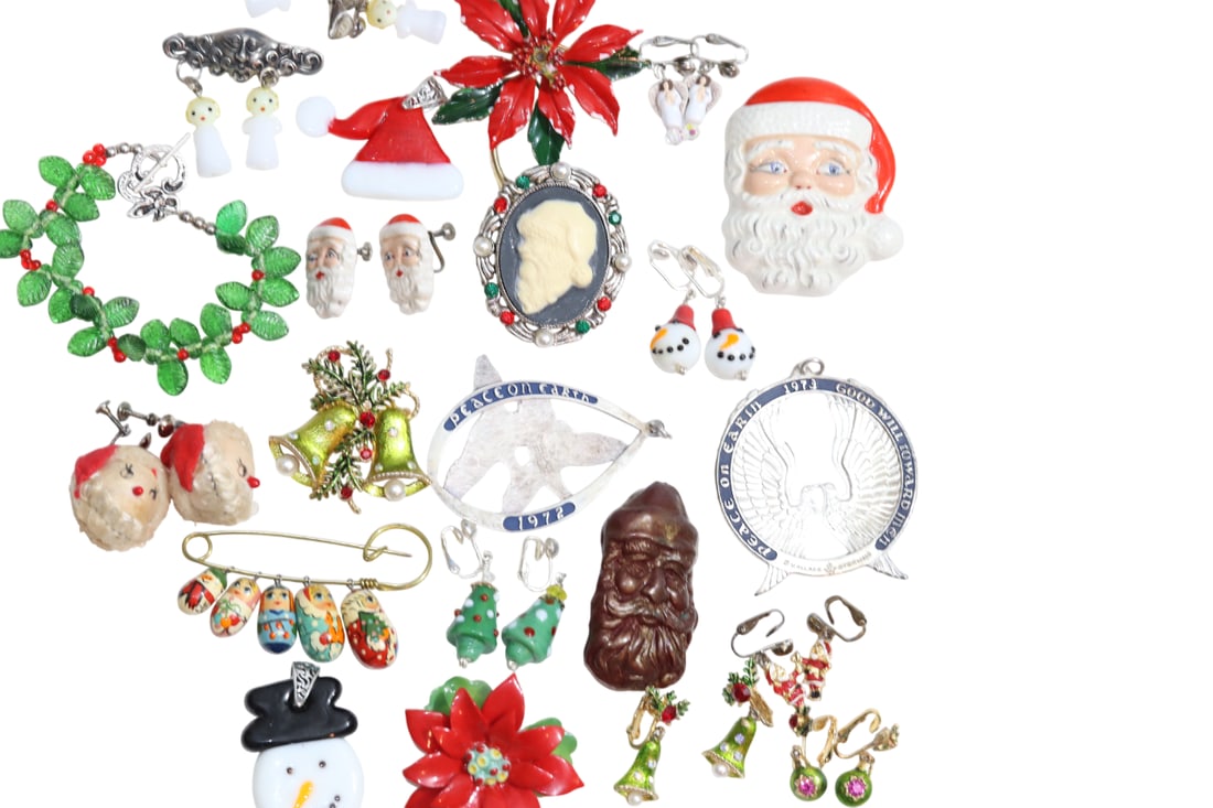 Christmas Themed Brooches/ Pins and Earrings + Bracelet Including Wallace Sterling (1 of 20)