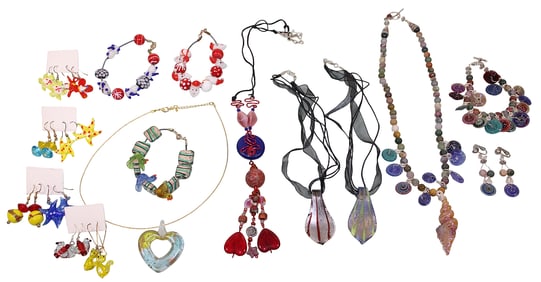 Glass Bead Necklaces, Pendants, Bracelets & Earrings