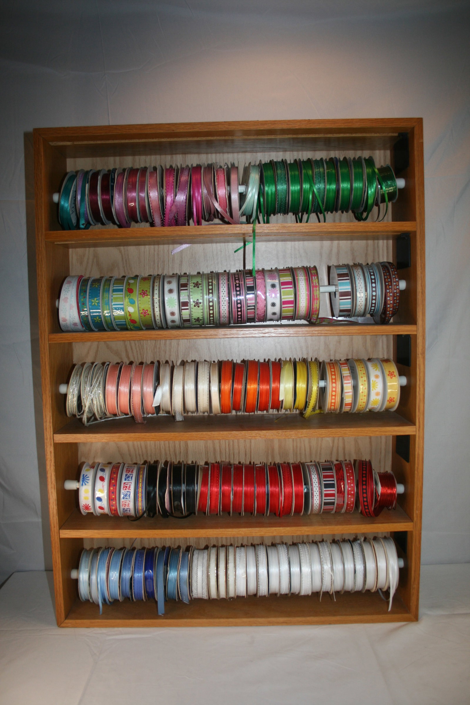 Ribbon Shelf: See Pictures
