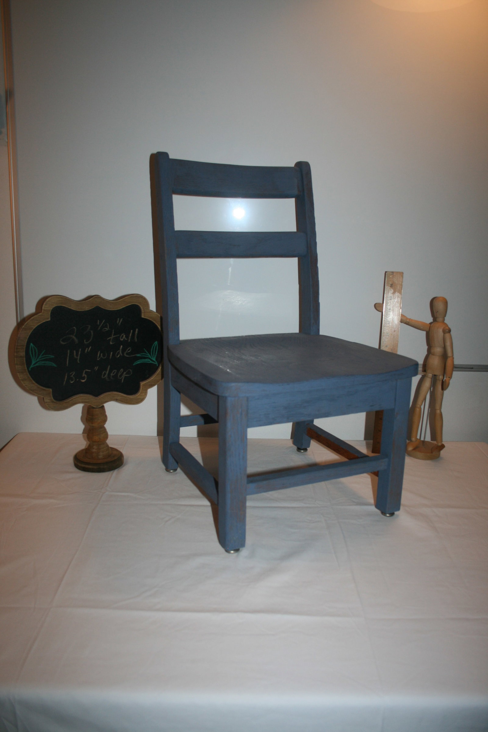 Child chairs (1 of 7)
