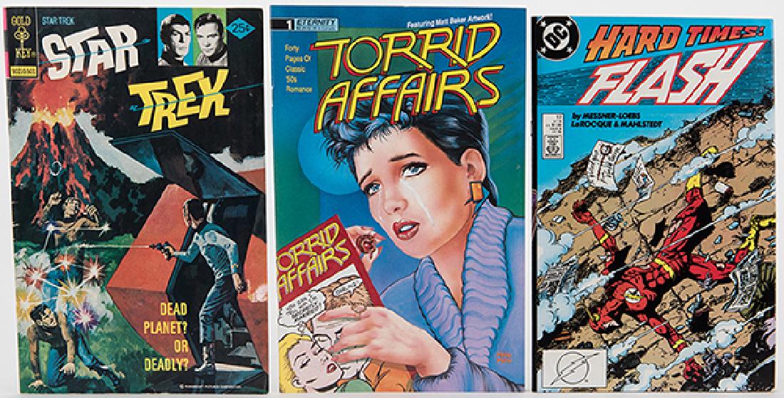 Large Lot of 375 Bronze and Modern Age Comic Books. (1 of 1)