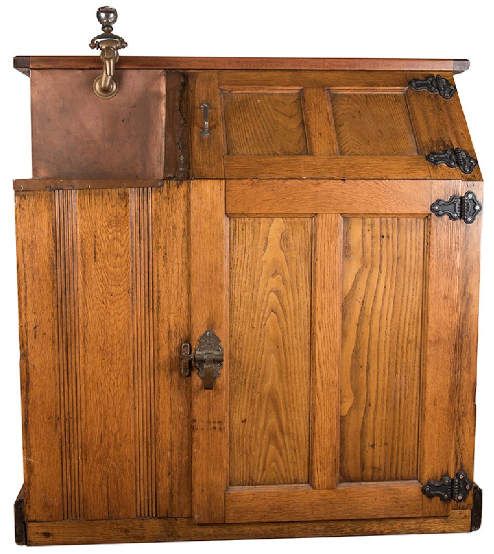 Antique Beer Serving Station / Bar. (1 of 3)