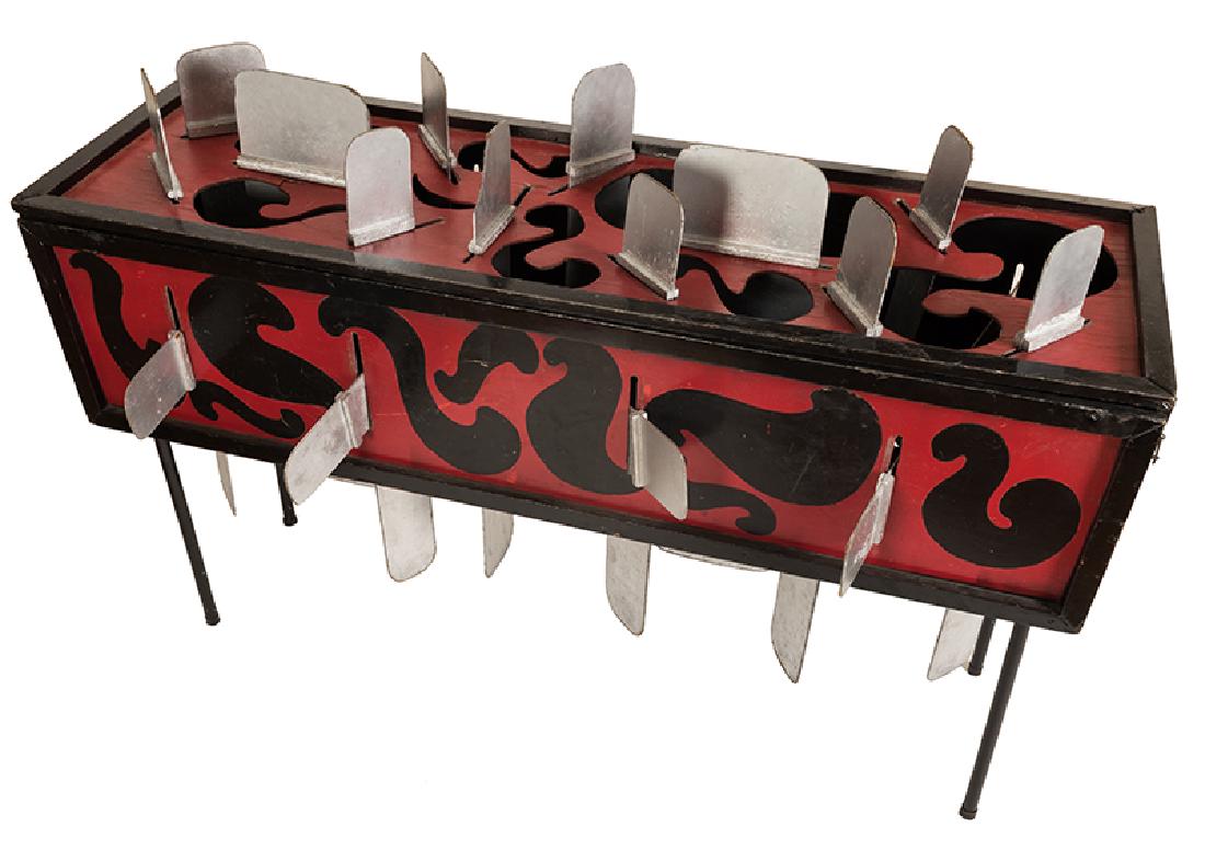 Sideshow Blade Box Illusion Cabinet. (1 of 1)