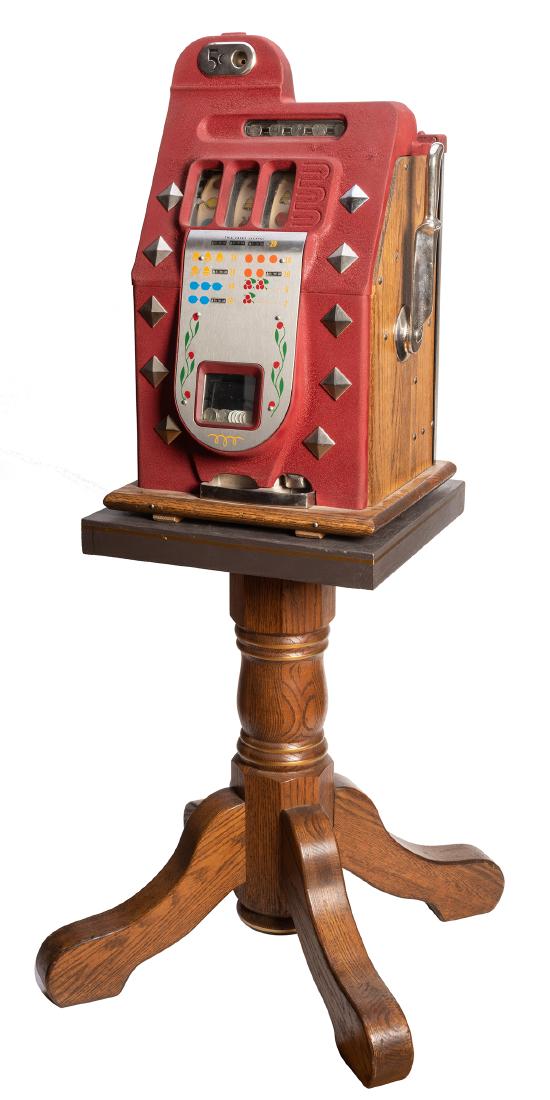 Mills 5 Cent Diamond Front Slot Machine With Stand. (1 of 2)