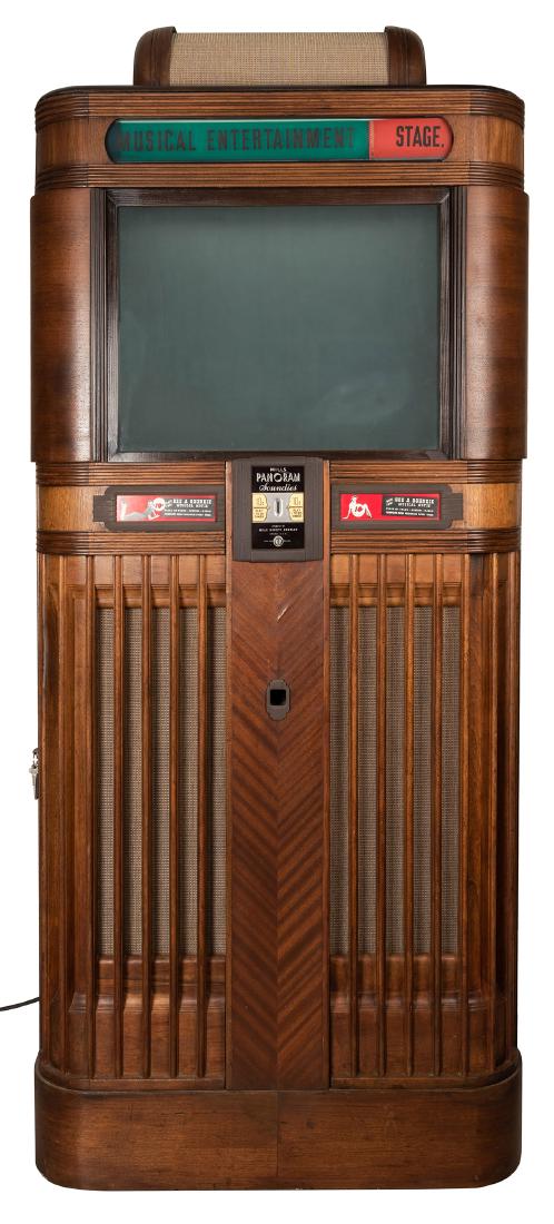 Mills 10 Cent Panoram Floor Model Movie Machine. (1 of 3)