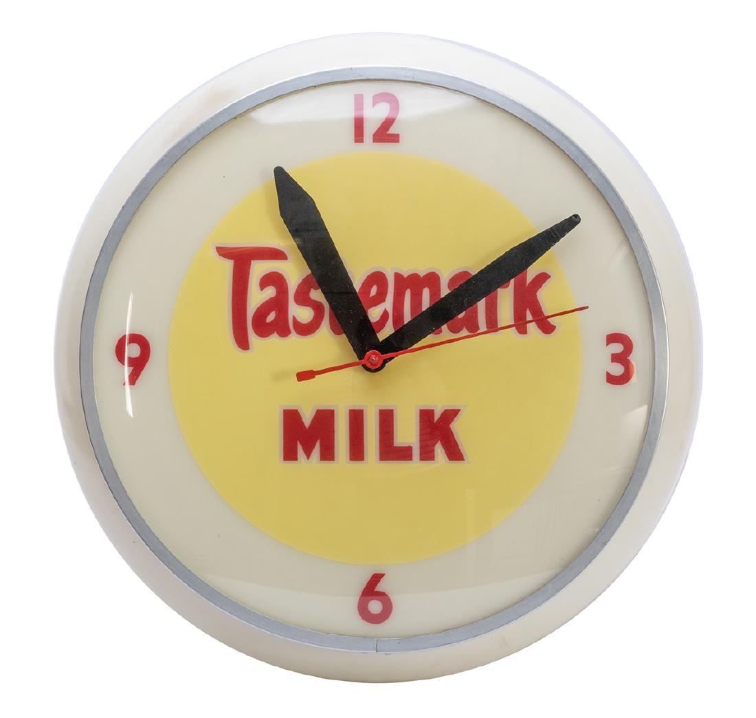 Tastemark Milk Wall Clock. (1 of 1)