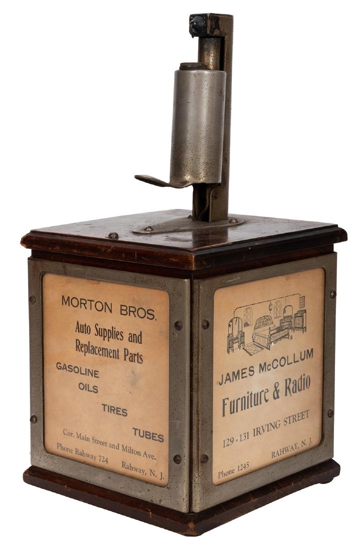 Midland Electric Cigar Lighter Model L. (1 of 1)