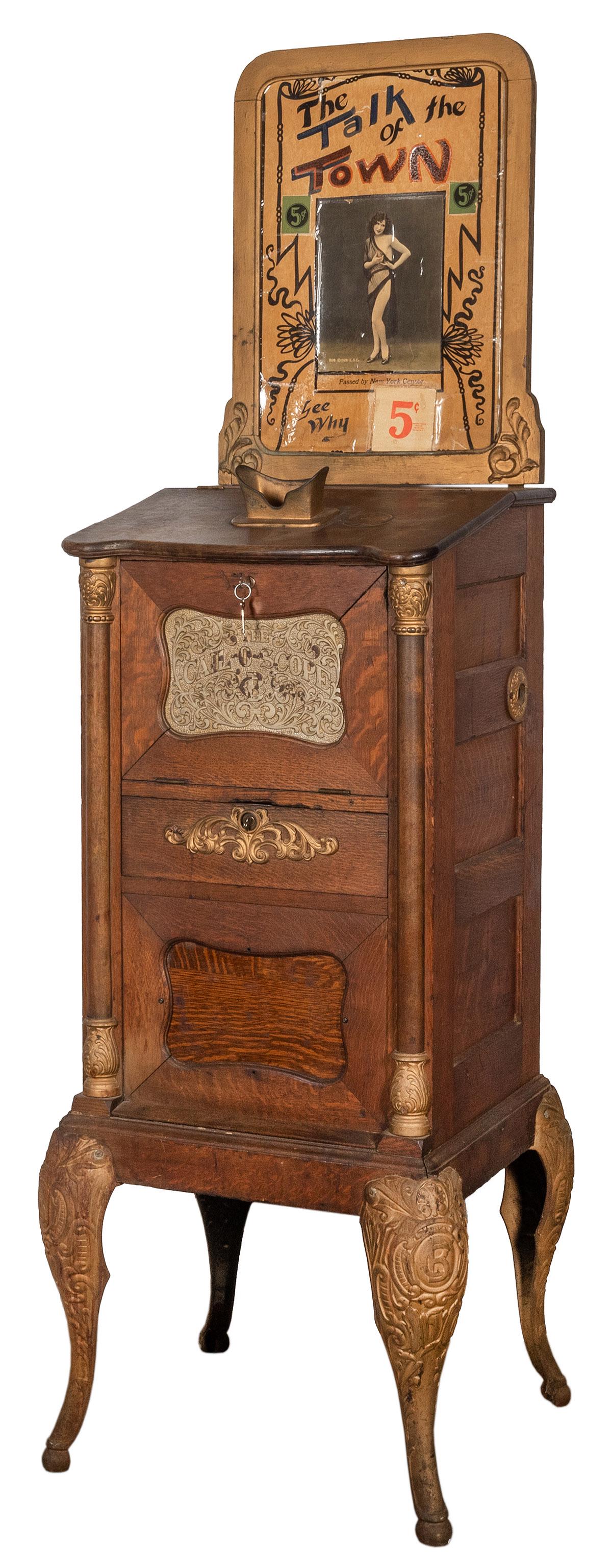 The Cail-O-Scope Oak 5 Cent Viewing Machine. (1 of 2)