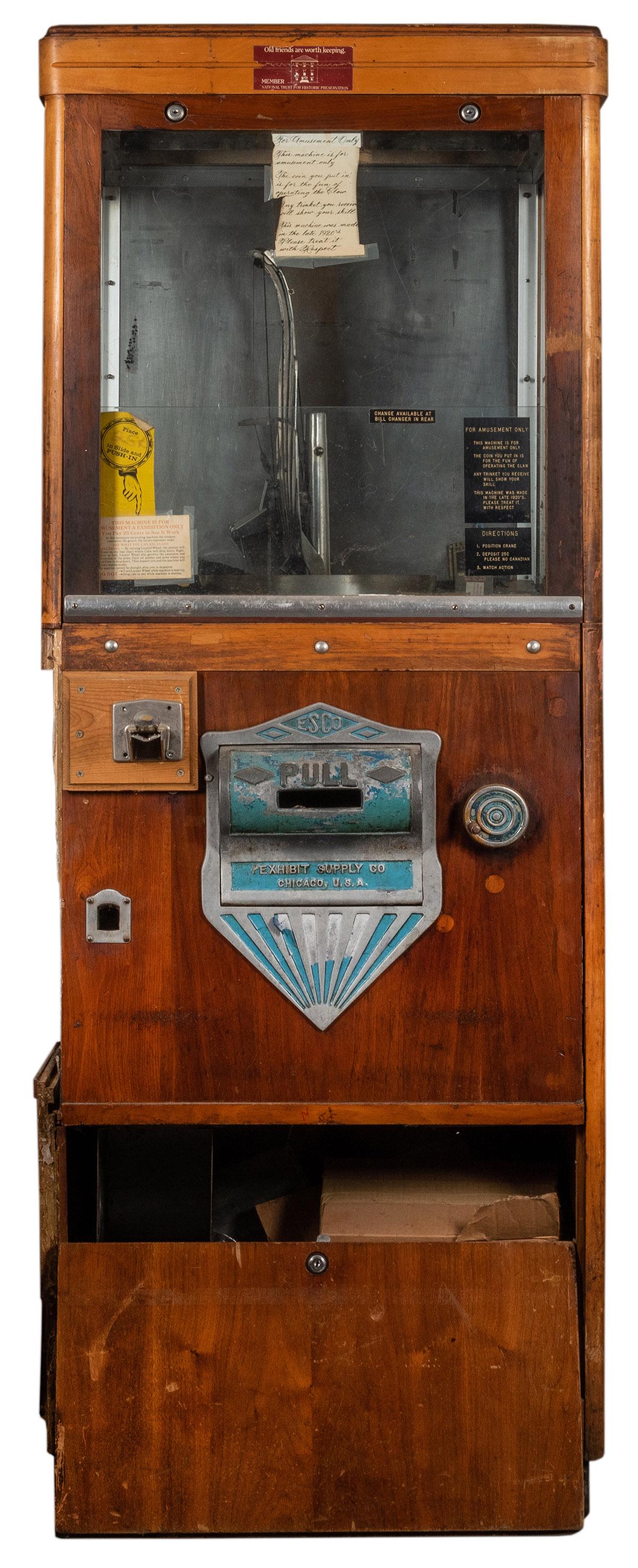 Exhibit Supply Co Esco Claw Digger Arcade Machine Sep 28