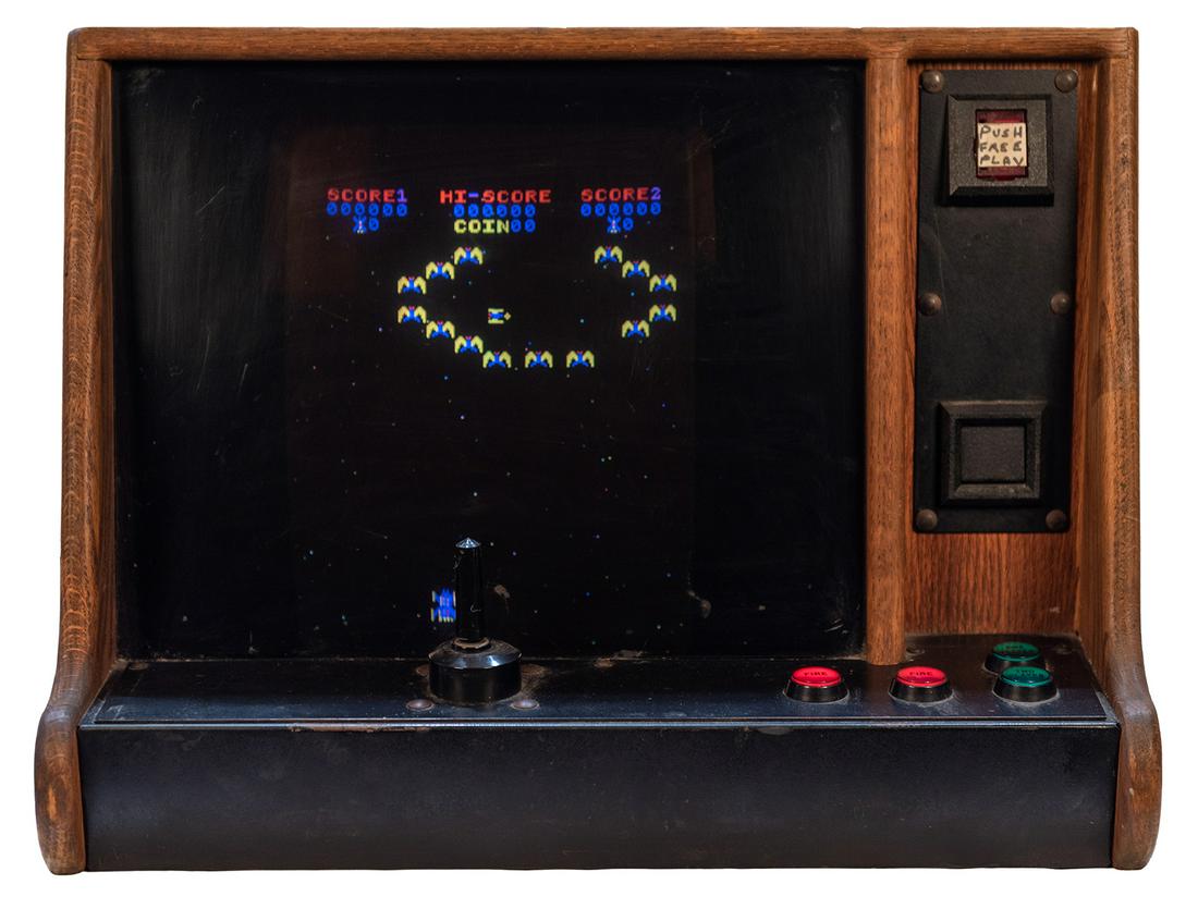 Batman Small Video Game. (1 of 3)