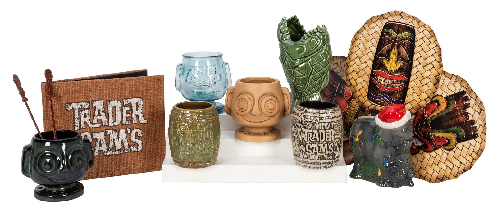 Disneyland Trader Sam’s Enchanted Tiki Bar. Seven Mugs.: Disneyland Trader Sam’s Enchanted Tiki Bar. Seven Mugs. Includes Three Hippo Mai-Tai Mugs (Aqua-tinted glass, beige, and dark green); Barrel mug, 1st edition, Trader Sam’s Disneyland, beig