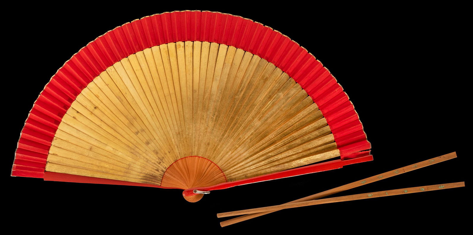 Vernon, Dai (David Frederick Wingfield Verner). Dai: Vernon, Dai (David Frederick Wingfield Verner). Dai Vernonâ€™s Harlequin Act â€œSnowstorm” Fan and Chopsticks. Gilt and lacquered wooden fan with silk accent, used by Dai Vernon for the
