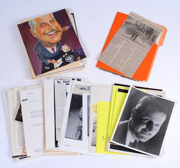 Bruce Cervon's research archive of Dai Vernon's lif: [Vernon Biography] Bruce Cervon's research archive of Dai Vernon's life story. Gigantic collection of documents relating to and describing the life story of Dai Vernon, "The Professor." Gathered by Br