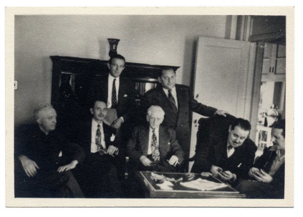Candid photograph of Magic's "Inner Circle.": [Inner Circle] Candid photograph of Magic's "Inner Circle." [New York], ca. 1945. Seated in this photo are Arthur Finley, S. Leo Horowitz, Al Baker, Charlie Miller and Dai Vernon. Cardini and Dr. Jaco