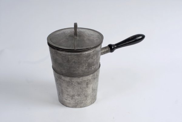 Welsh Rarebit Pan. Los Angeles, FG Thayer: Welsh Rarebit Pan. Los Angeles, FG Thayer, ca. 1920. Tall tin faux saucepan with wooden handle that allows the performer to produce livestock from a borrowed hat. With original instructions. Handle sc