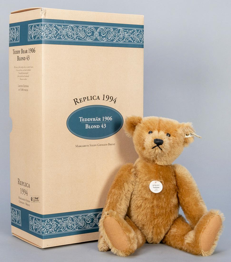 Steiff Blond Teddy Bear 1906 / 1994 LE Replica. Limited (1 of 3)