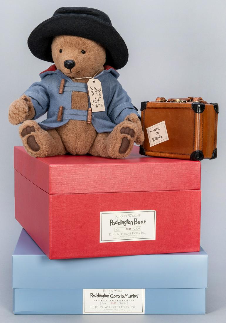 パディントンR. John Wright Paddington Bear s-l400.jpg
