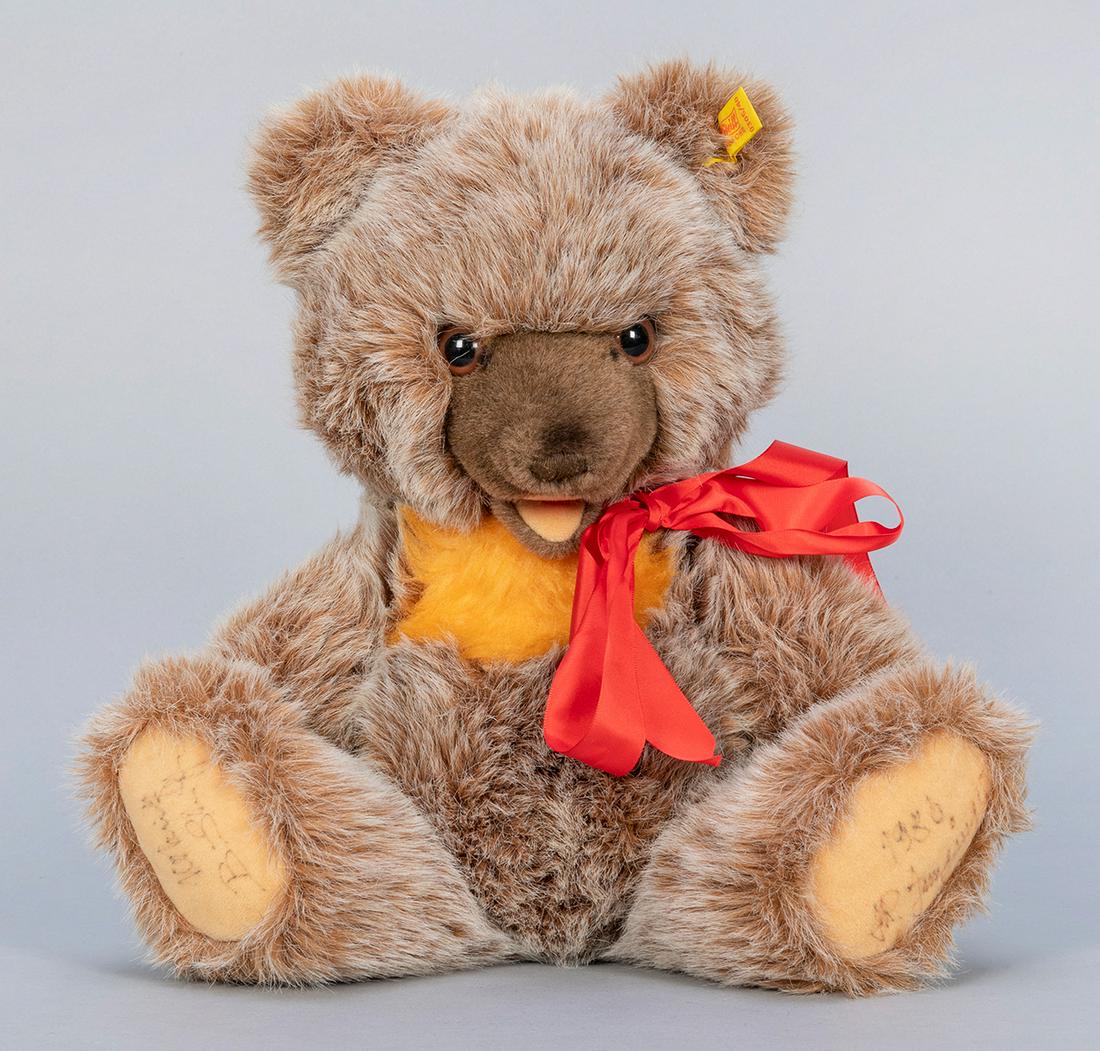 Steiff Zotty Teddy Bear, Signed. W. Germany, 1985. EAN (1 of 3)