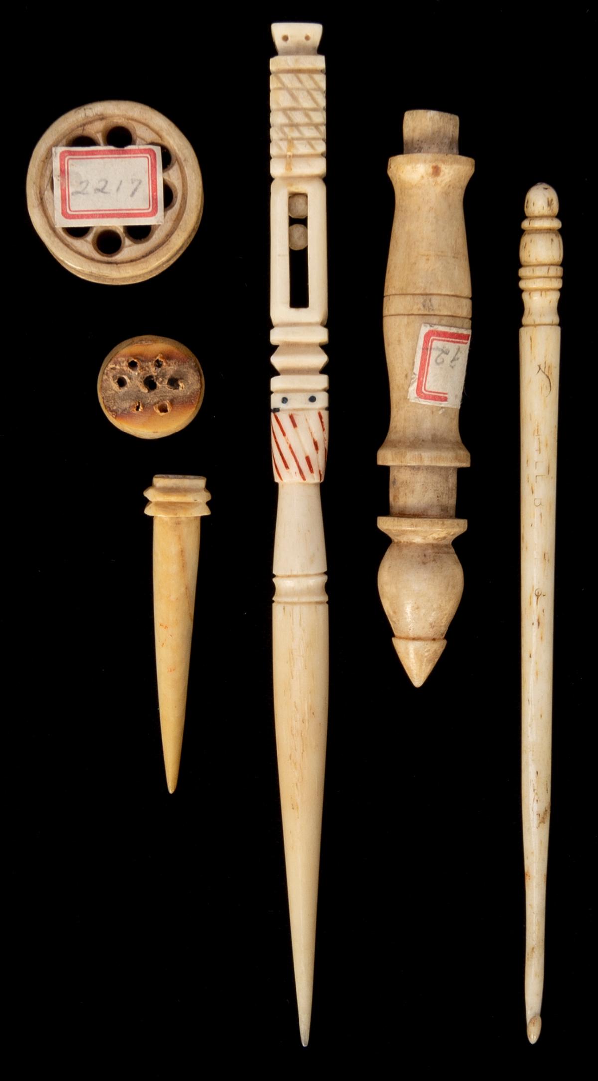 [SCRIMSHAW] Collection of Carved Sewing Utensils. Circa (1 of 1)