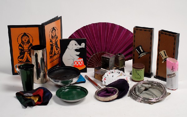 Lifetime accumulation of stage and parlor tricks: [Stage Magic] Lifetime accumulation of stage and parlor tricks. Including a wide range of effects, among them a floating Zombie Ball, Temple Screen, various rope and jumbo card tricks, trick glasses, 