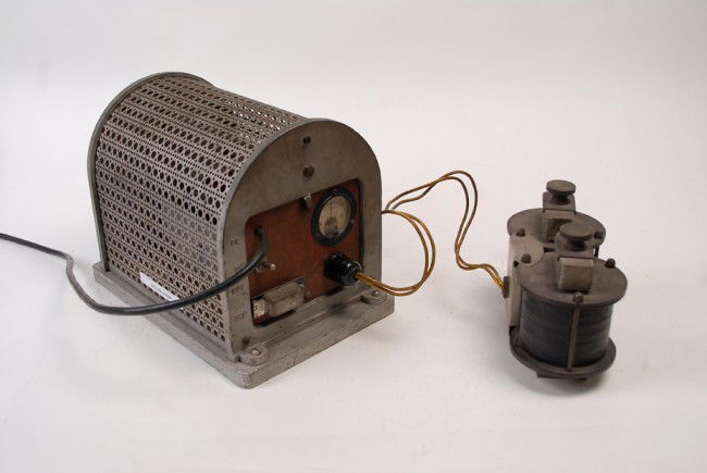 Hunt & Co. Alnico Dice Charger. ca. 1960: Hunt & Co. Alnico Dice Charger. Cage-like device designed to create the electrical charge necessary to instantly polarize the ferrous material hidden inside a set of specially manufactured "mag" dice.