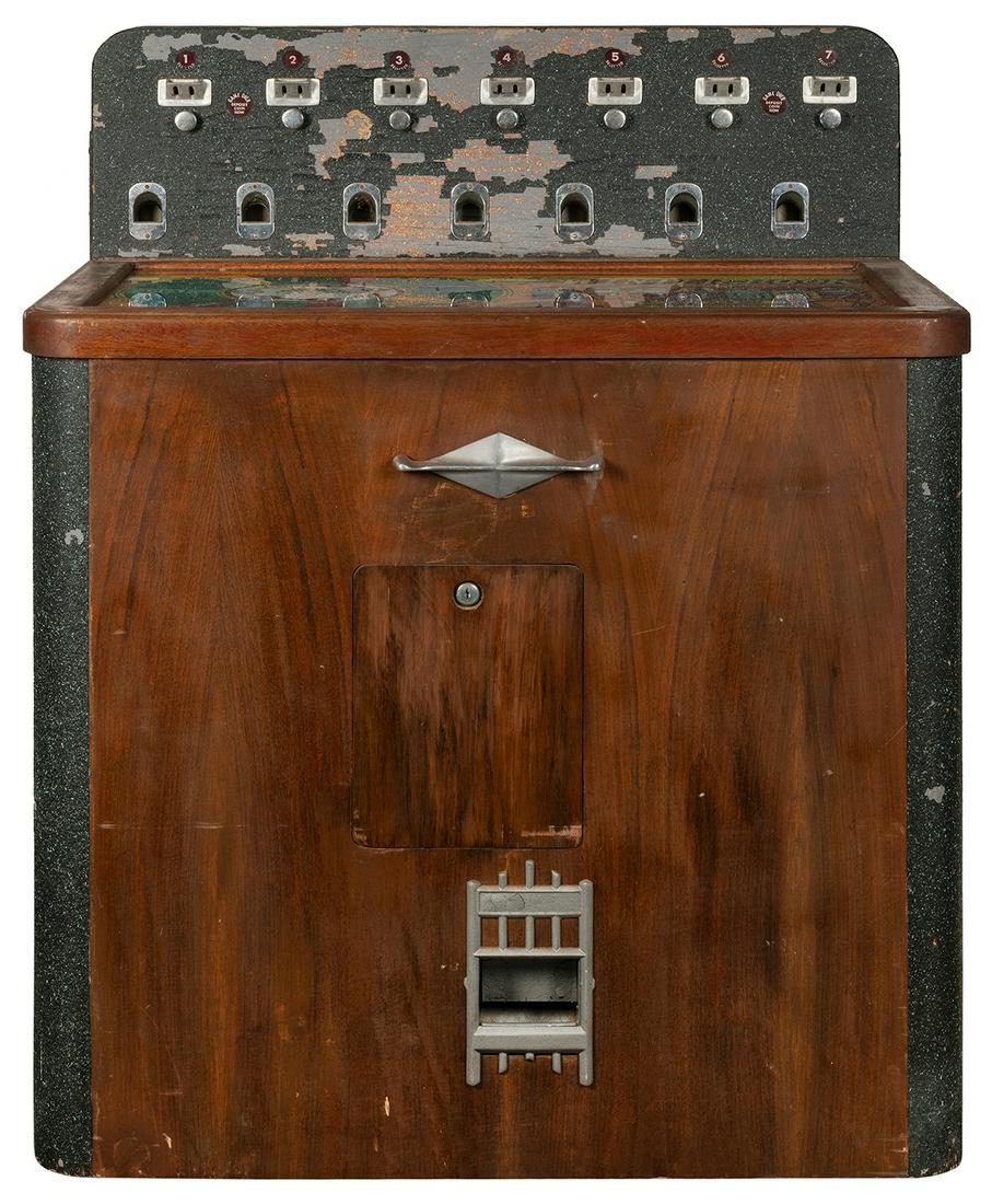 H.C. Evans & Co. Deluxe Winter Book Horse Racing Slot: H.C. Evans & Co. Deluxe Winter Book Horse Racing Slot Machine. Chicago, IL. 38 x 50 x 27”. Not tested. Sold as-is. Restoration project. Third party transportation required.