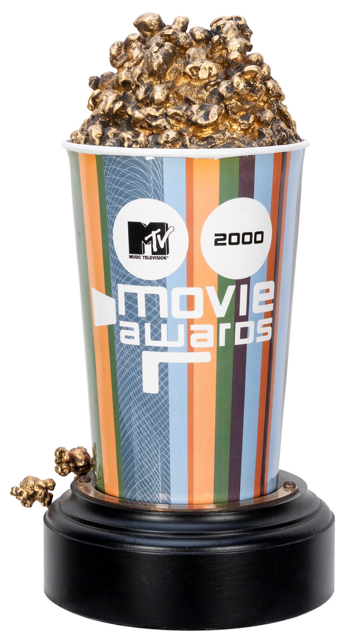 MTV Movie Award for Best Director Presented to Lilly Wachow... (1 of 2)