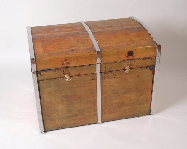 Will Rock/Thurston Glass-Lined Trunk.: Rock, Will (William George Rakauskas). Will Rock/Thurston Glass-Lined Trunk. American, ca. 1930. A humpback trunk resting on short legs and casters is opened and shown it empty. The magician lines eac